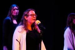 207_R6A_2967